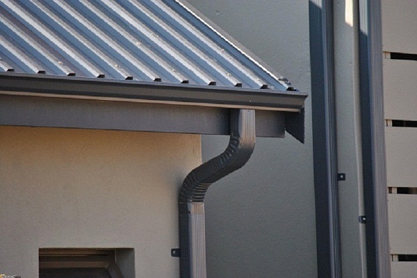 建筑装饰用不锈钢管——庭院雨水管